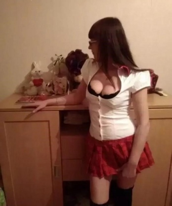 Анкета проститутки Дарька - Фото 1, Кировград, 28 лет, №9035